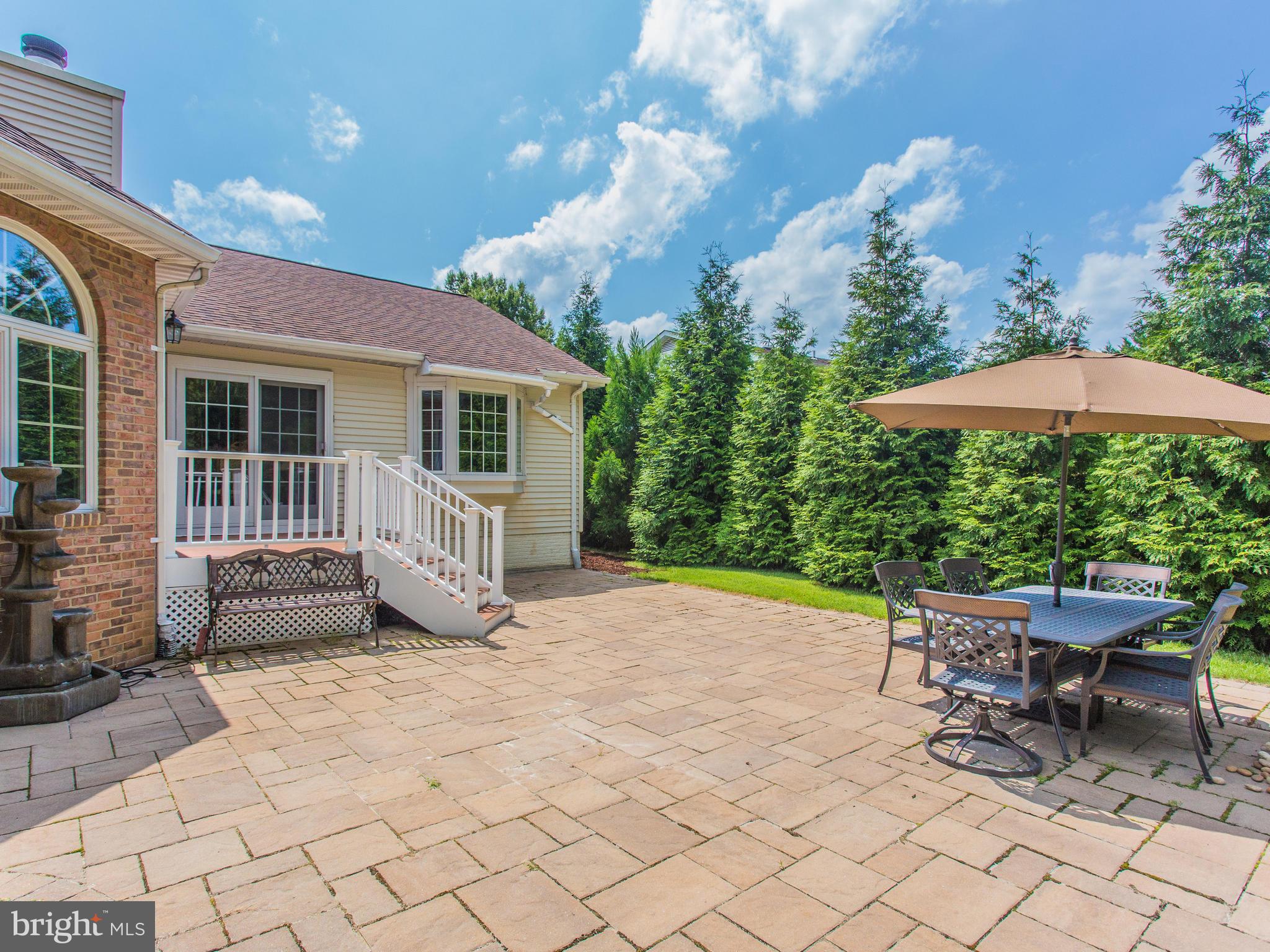 KINGS HILL - Residential