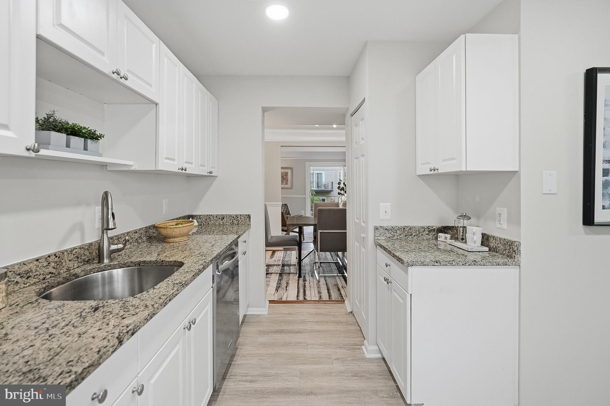 6424 BIRCH LEAF COURT