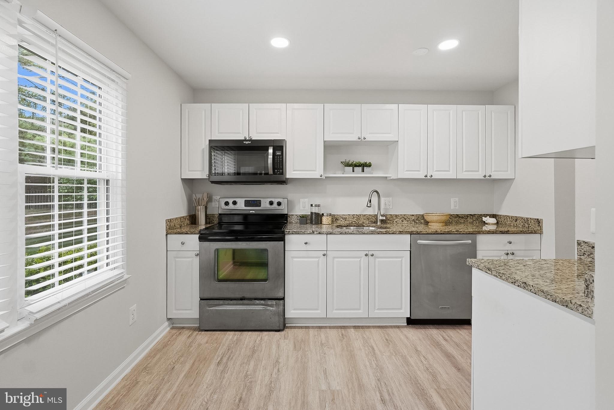 6424 BIRCH LEAF COURT