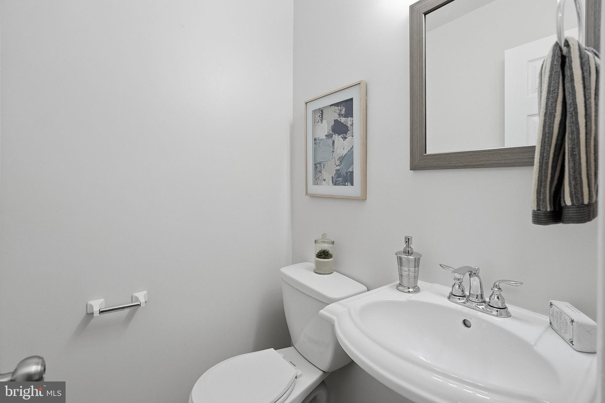 KEENE MILL WOODS - Residential