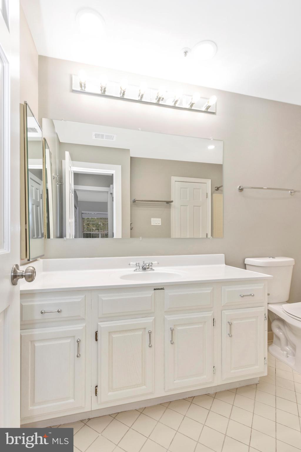 BENTLEY PLACE - Residential