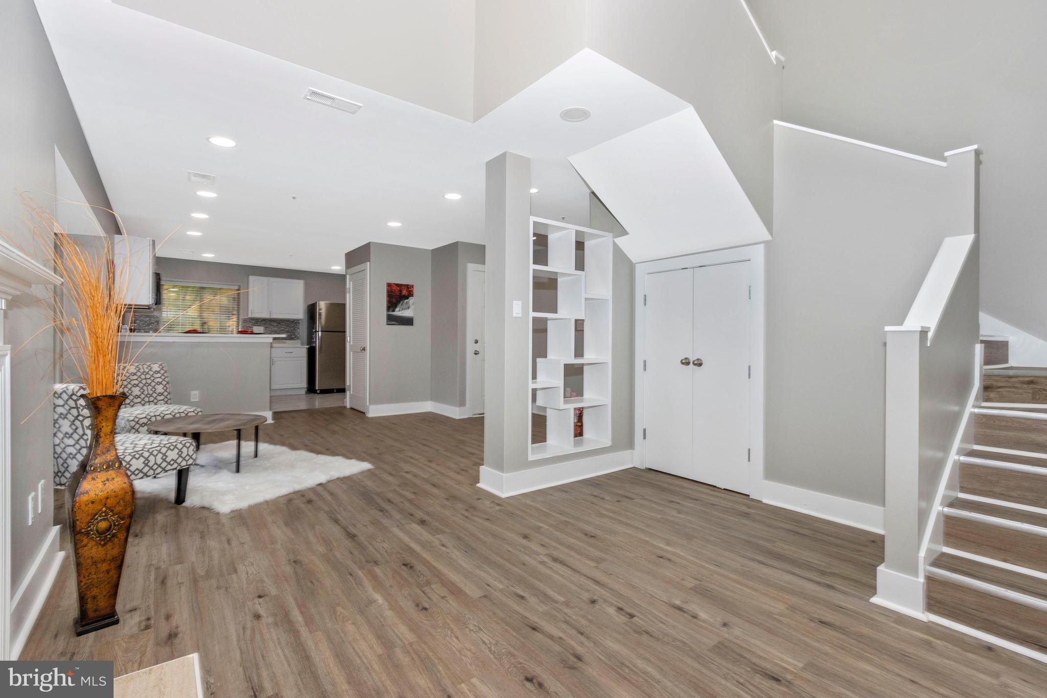 BENTLEY PLACE - Residential