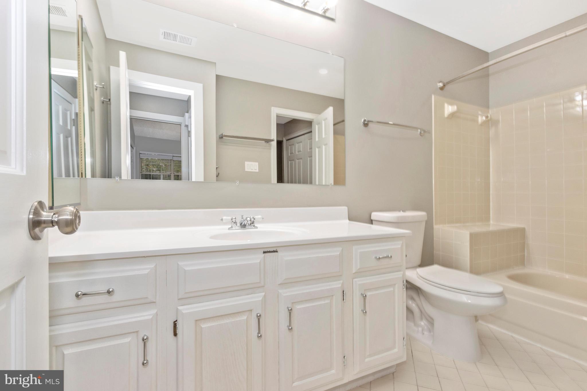 BENTLEY PLACE - Residential