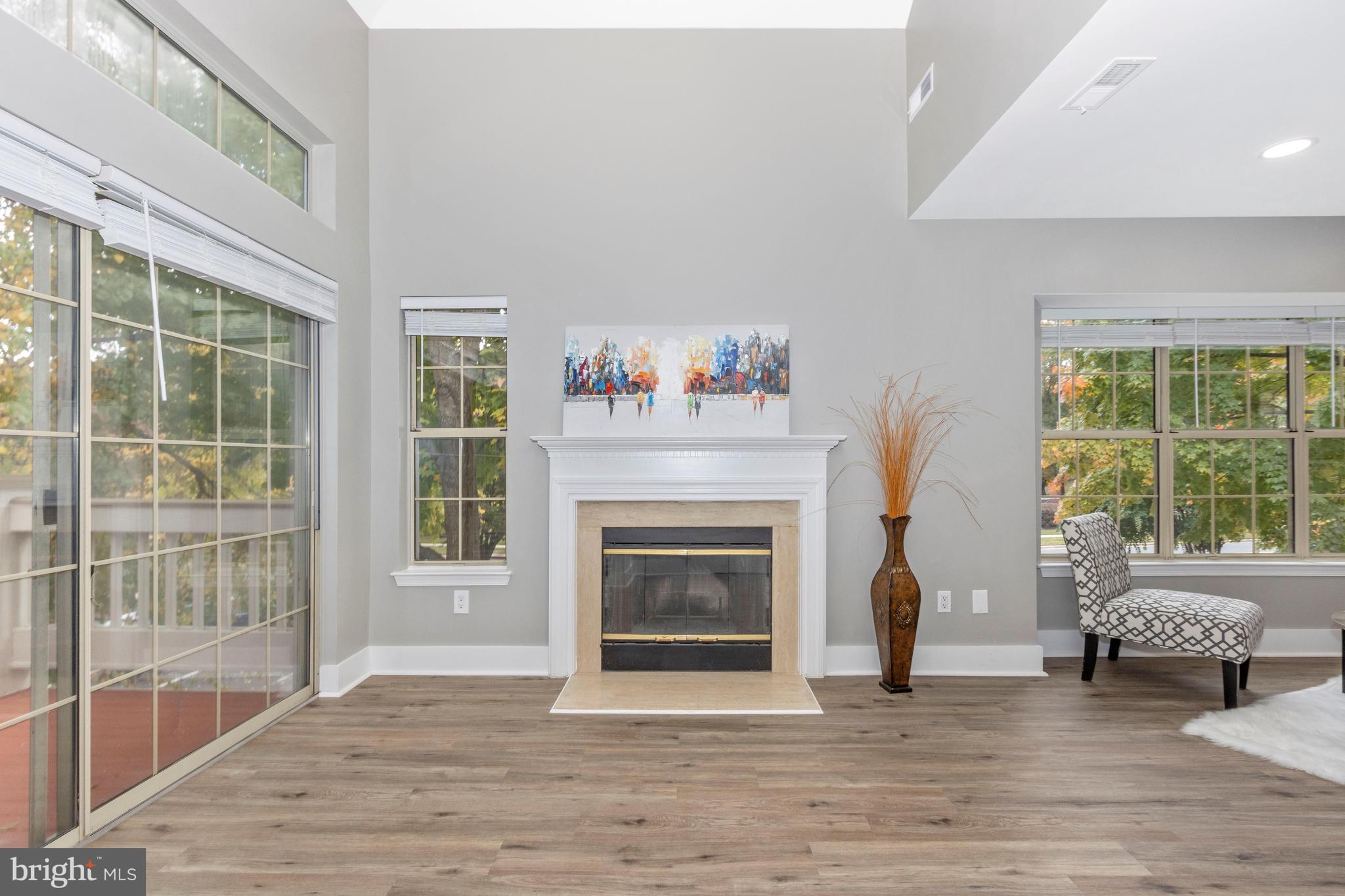 BENTLEY PLACE - Residential