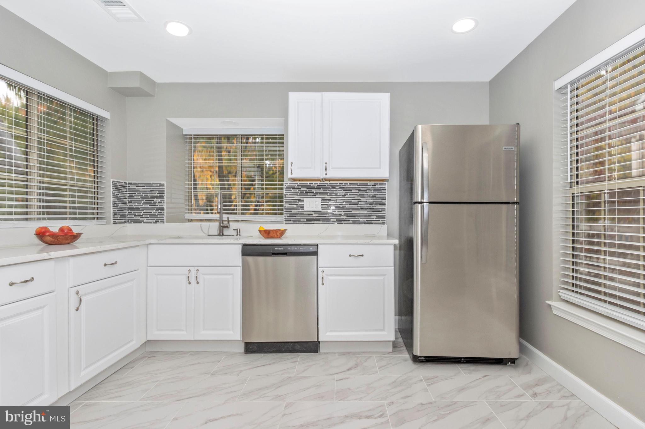 BENTLEY PLACE - Residential