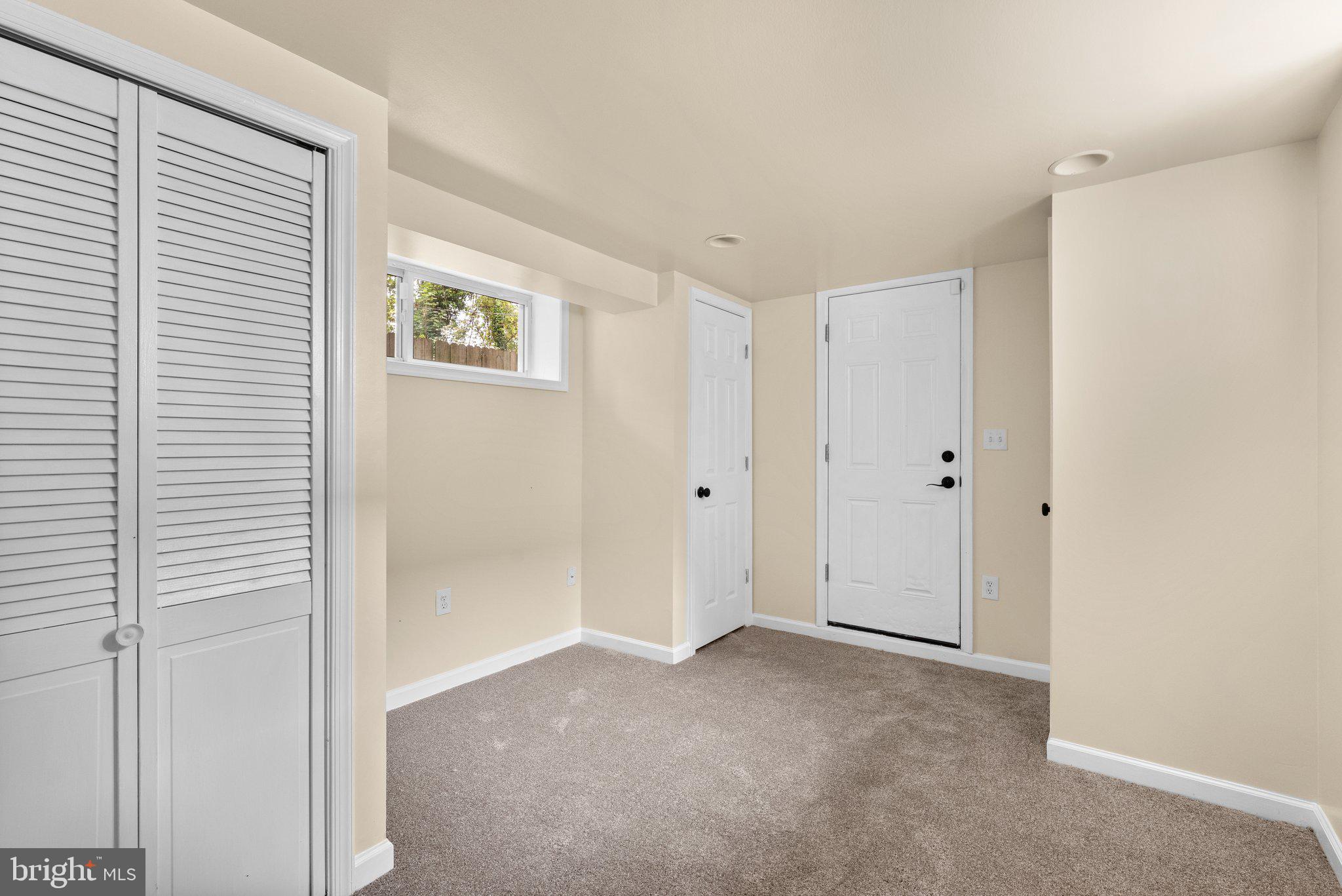 MILFORD ACRES - Residential Lease