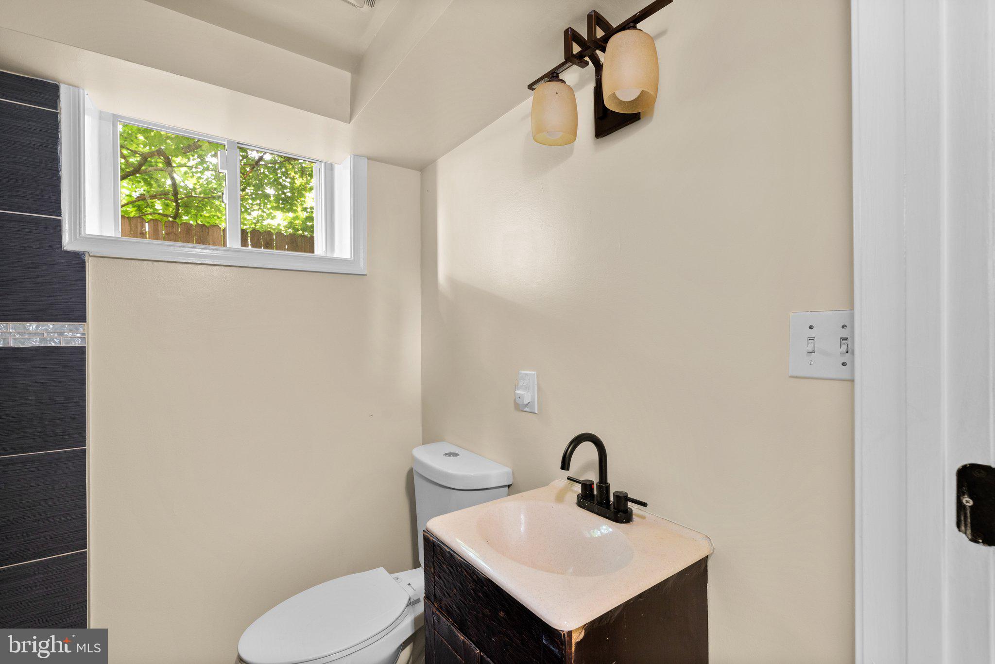 MILFORD ACRES - Residential Lease