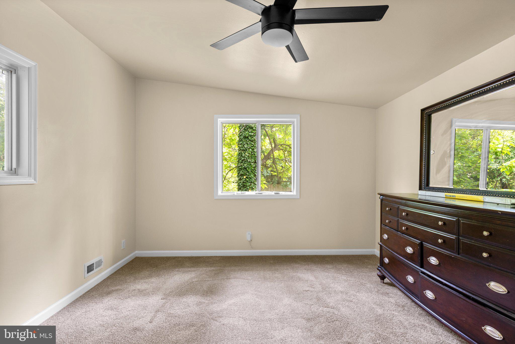 MILFORD ACRES - Residential Lease