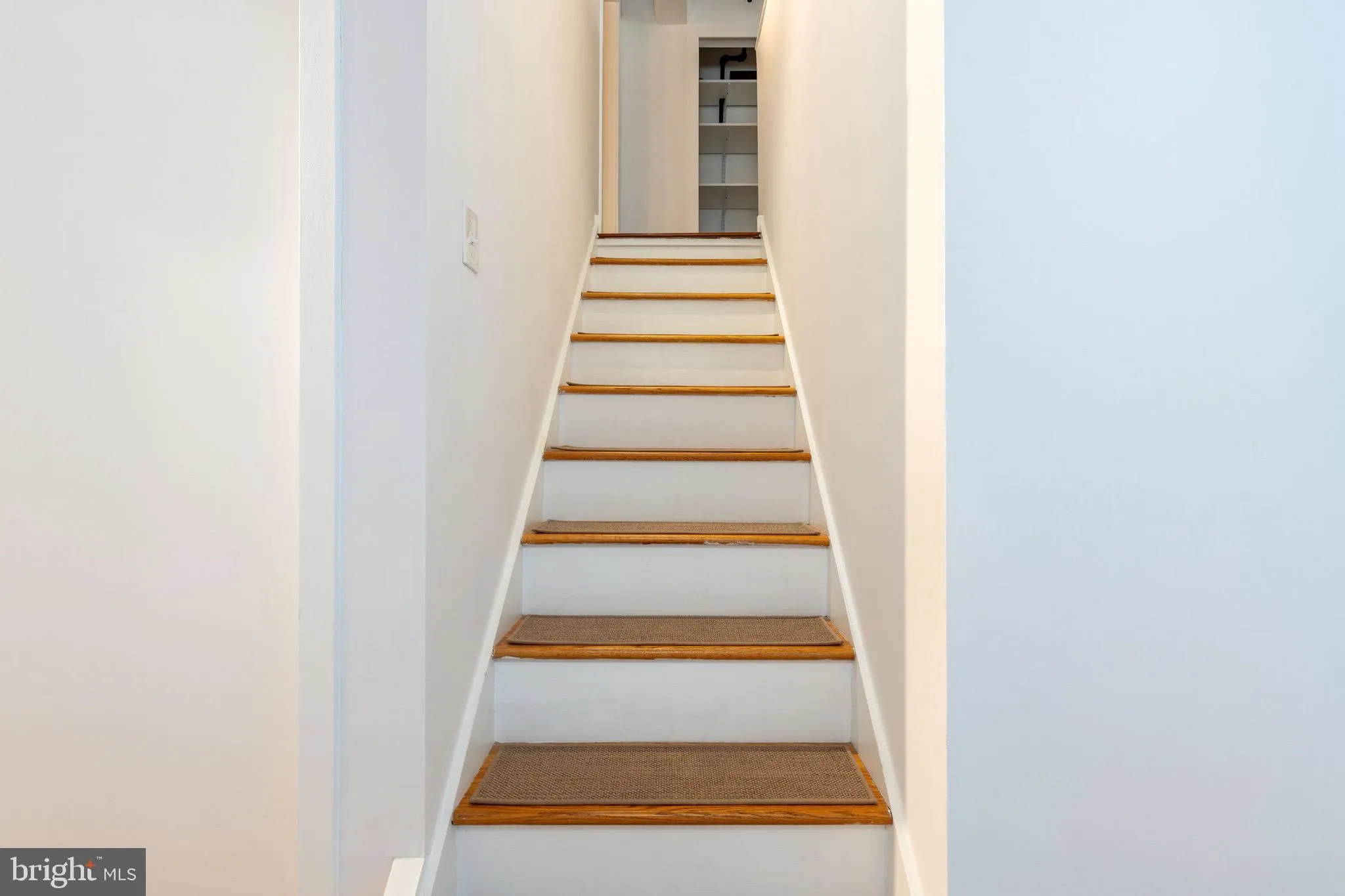 Philadelphia, Pennsylvania 19107, United States, 2 Bedrooms Bedrooms, ,2 BathroomsBathrooms,Residential,Active,86363