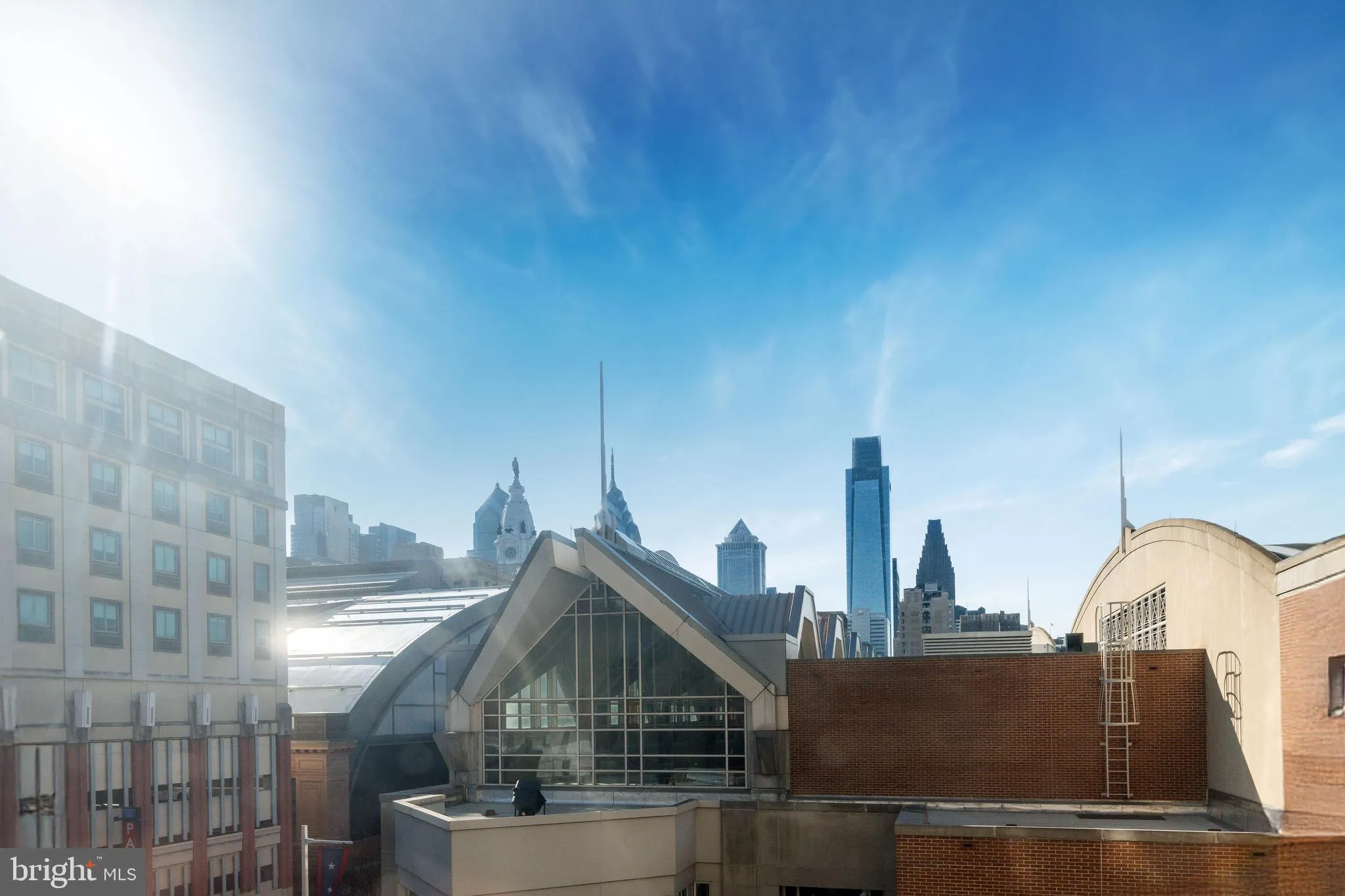 Philadelphia, Pennsylvania 19107, United States, 2 Bedrooms Bedrooms, ,2 BathroomsBathrooms,Residential,Active,86363