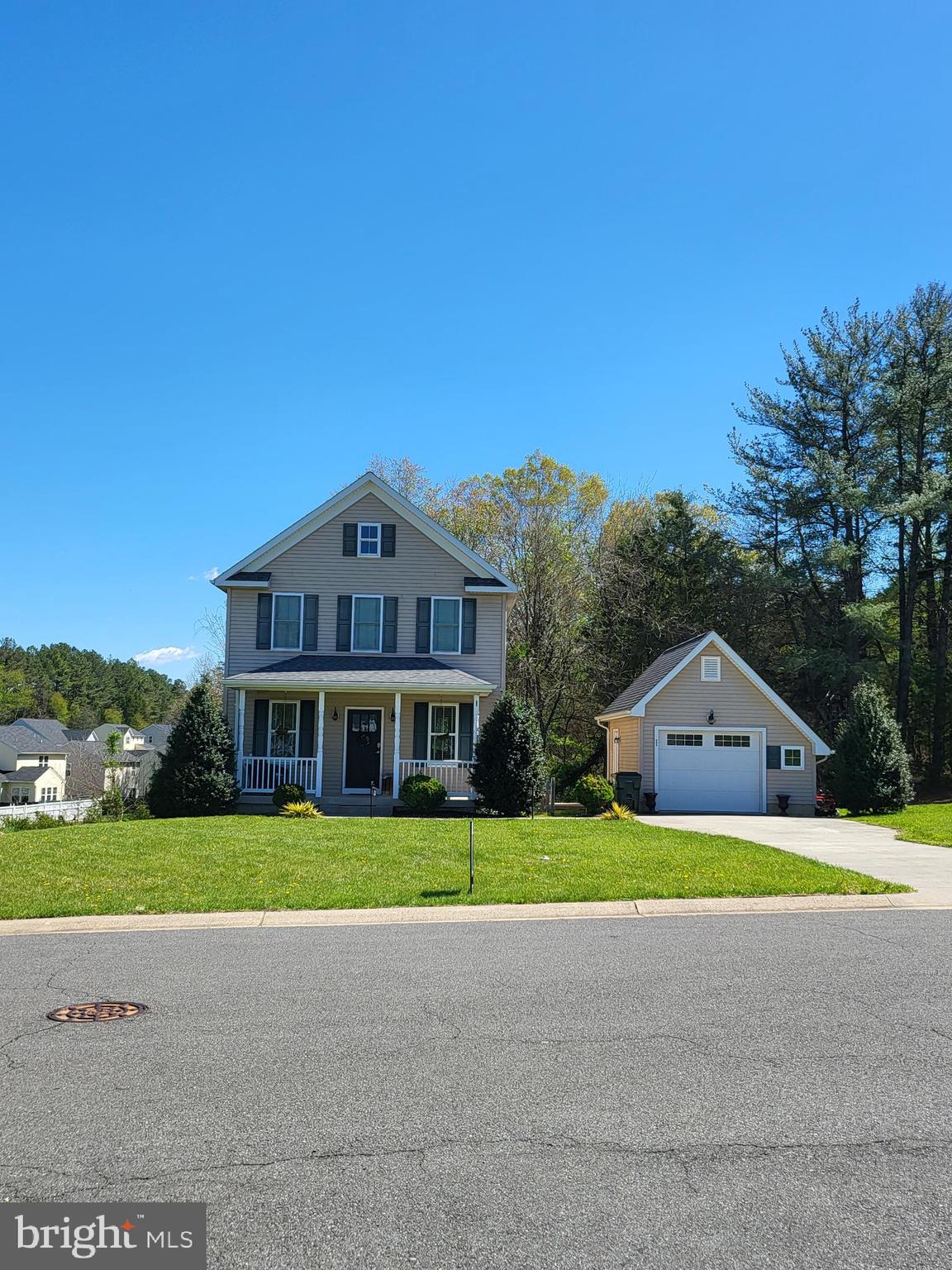 CONISTON MANOR - Residential