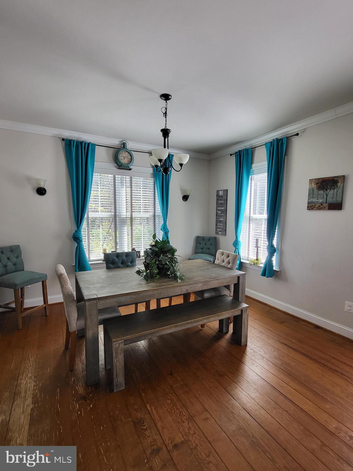 CONISTON MANOR - Residential