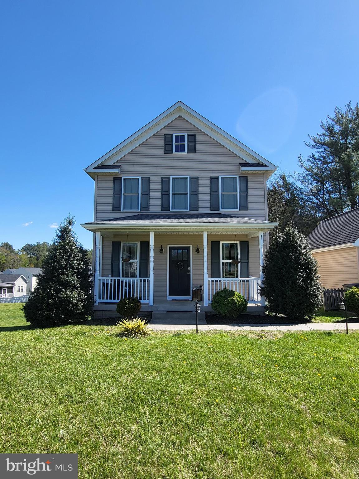 CONISTON MANOR - Residential