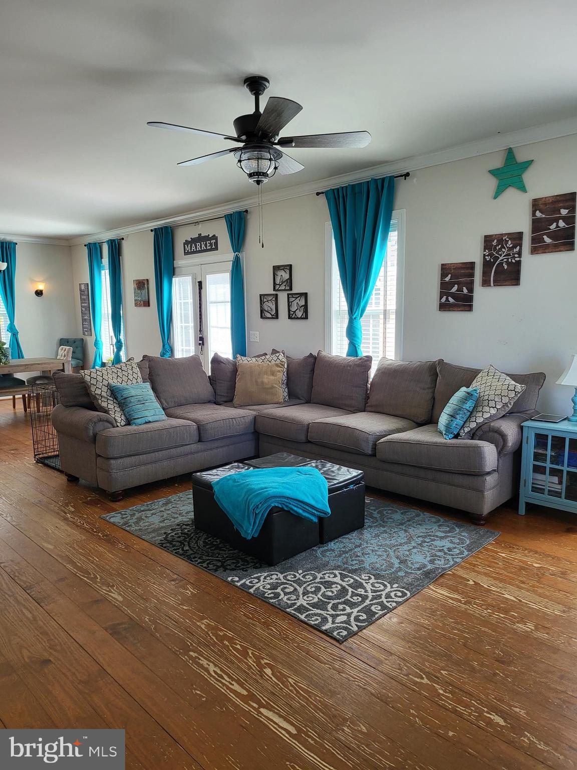 CONISTON MANOR - Residential