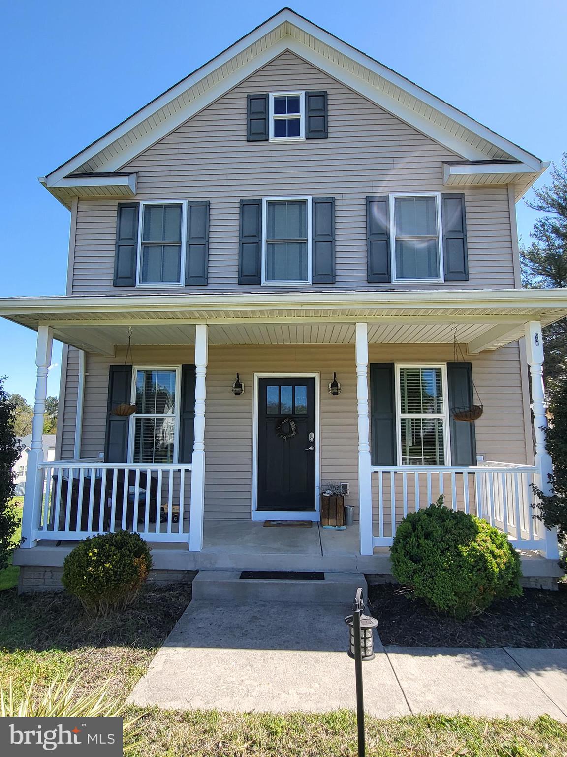 CONISTON MANOR - Residential