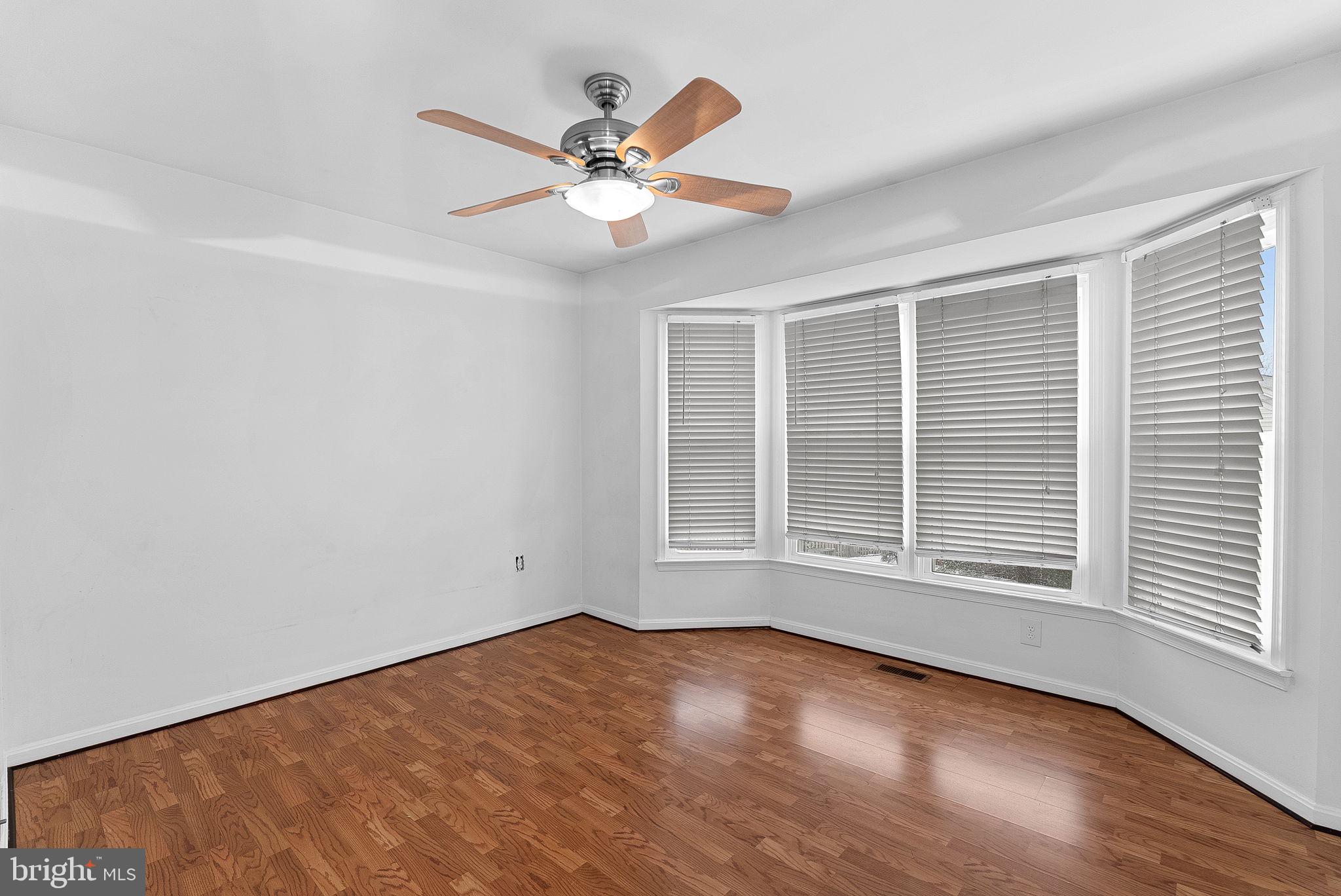 WOODSTONE - Residential