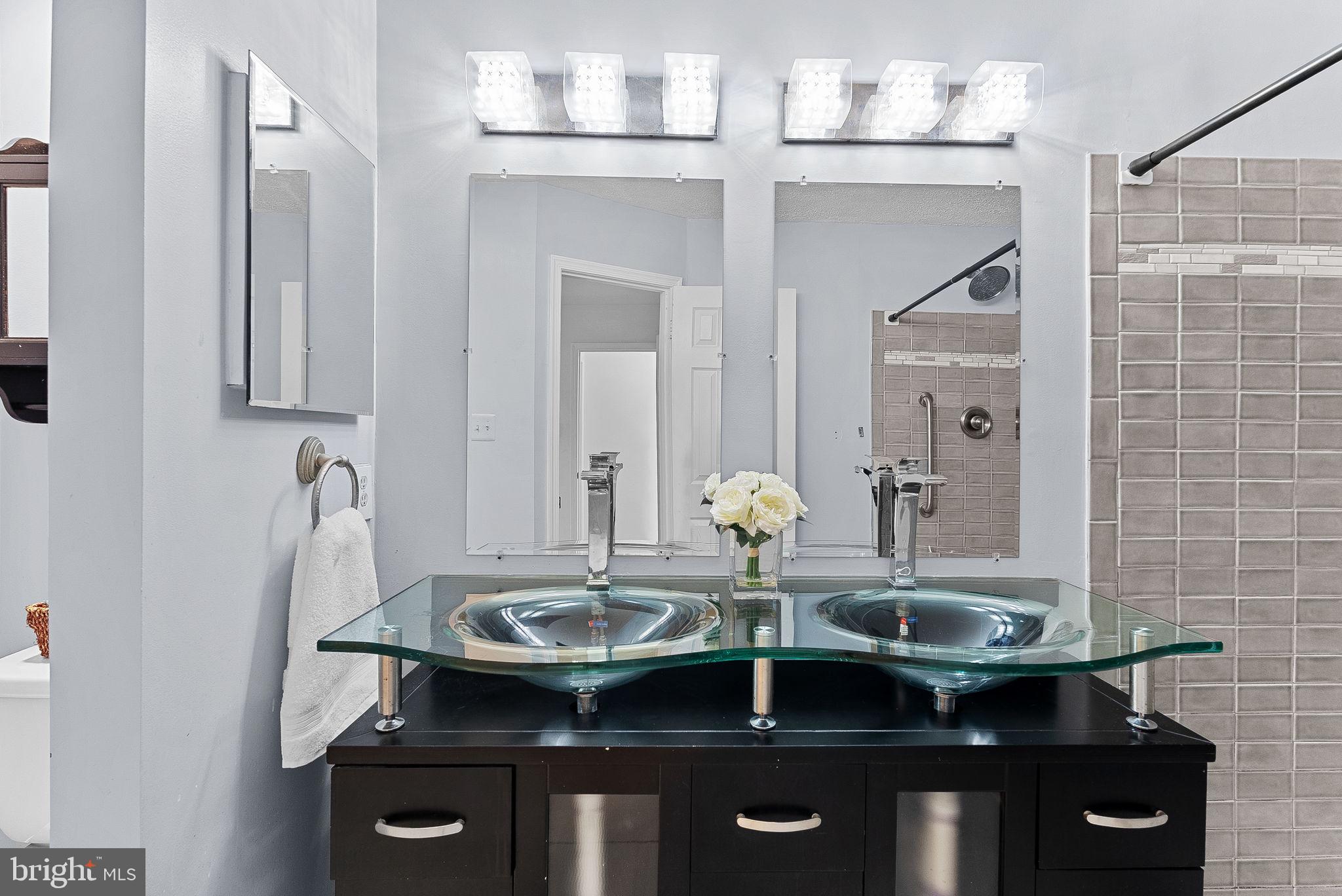 WOODSTONE - Residential