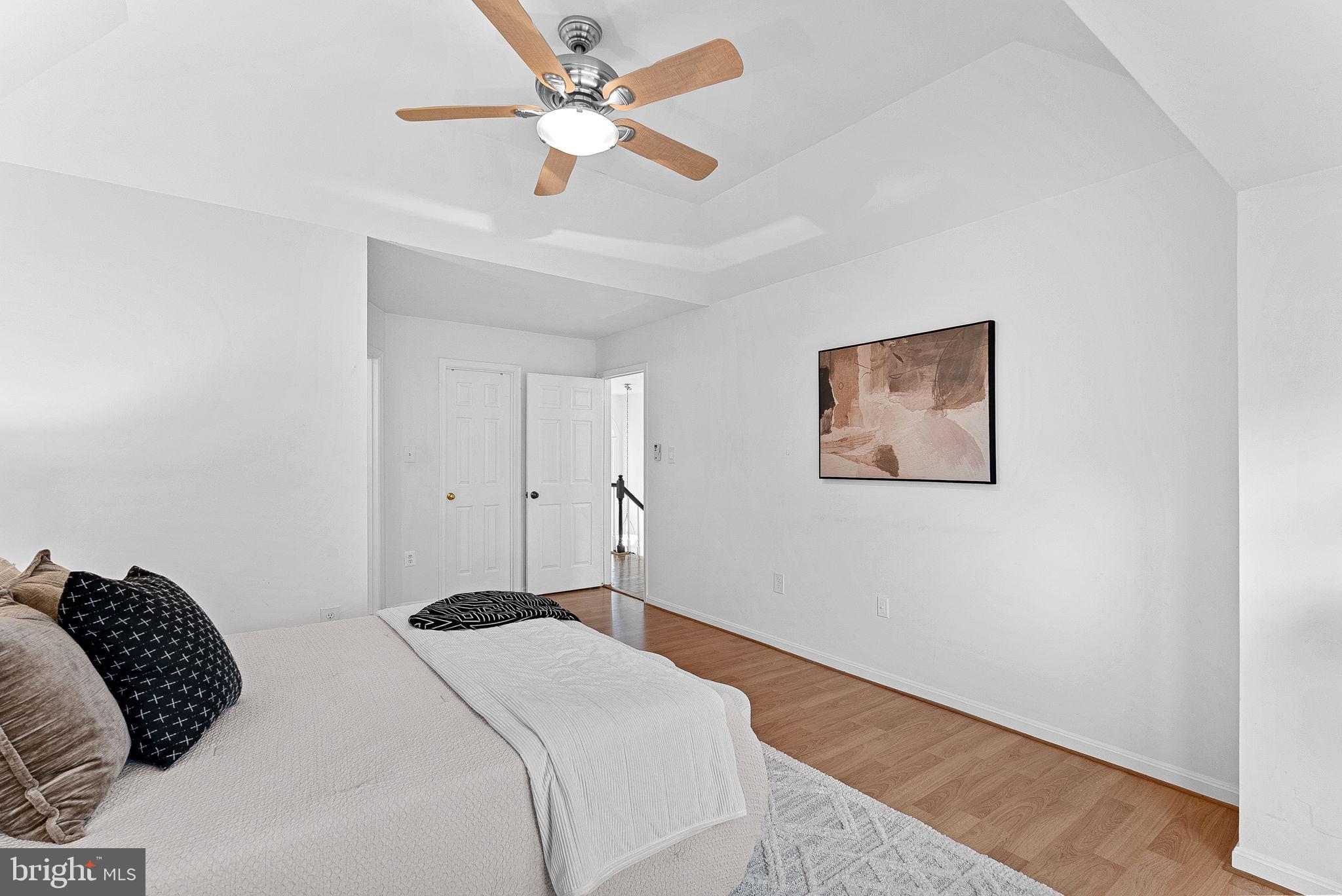 WOODSTONE - Residential