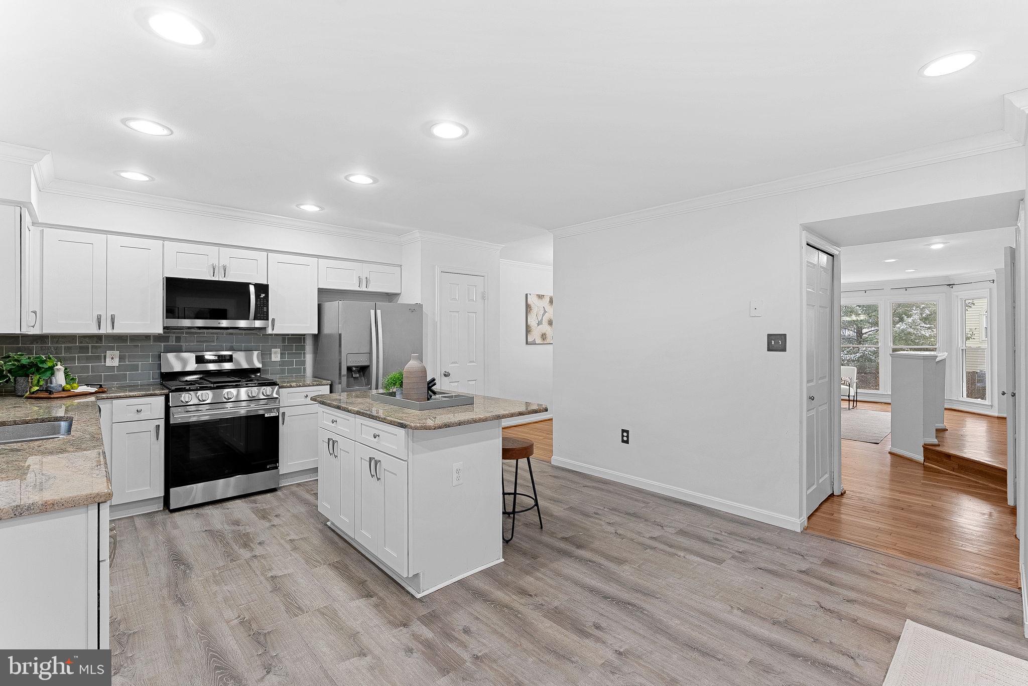 WOODSTONE - Residential