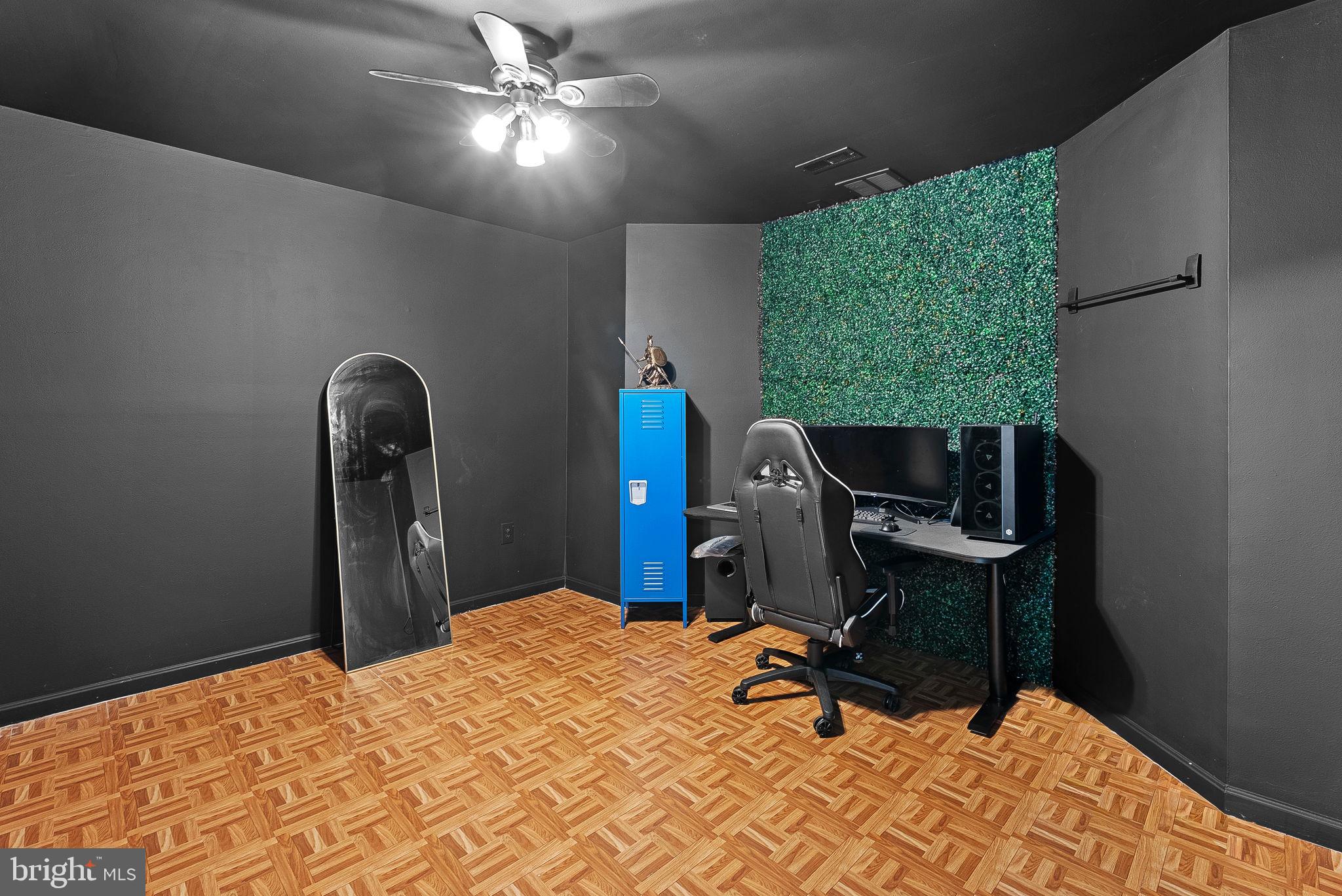 WOODSTONE - Residential