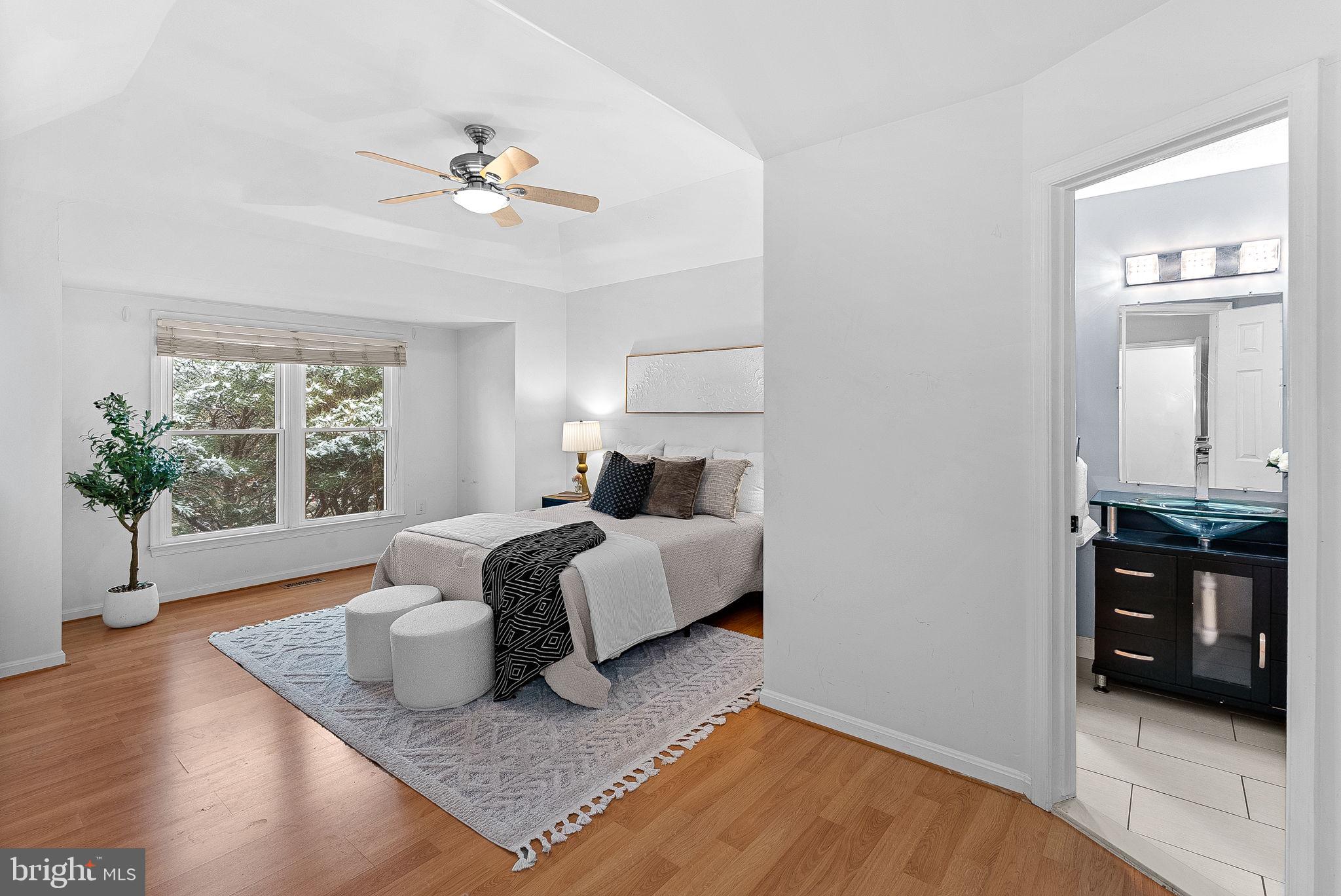 WOODSTONE - Residential