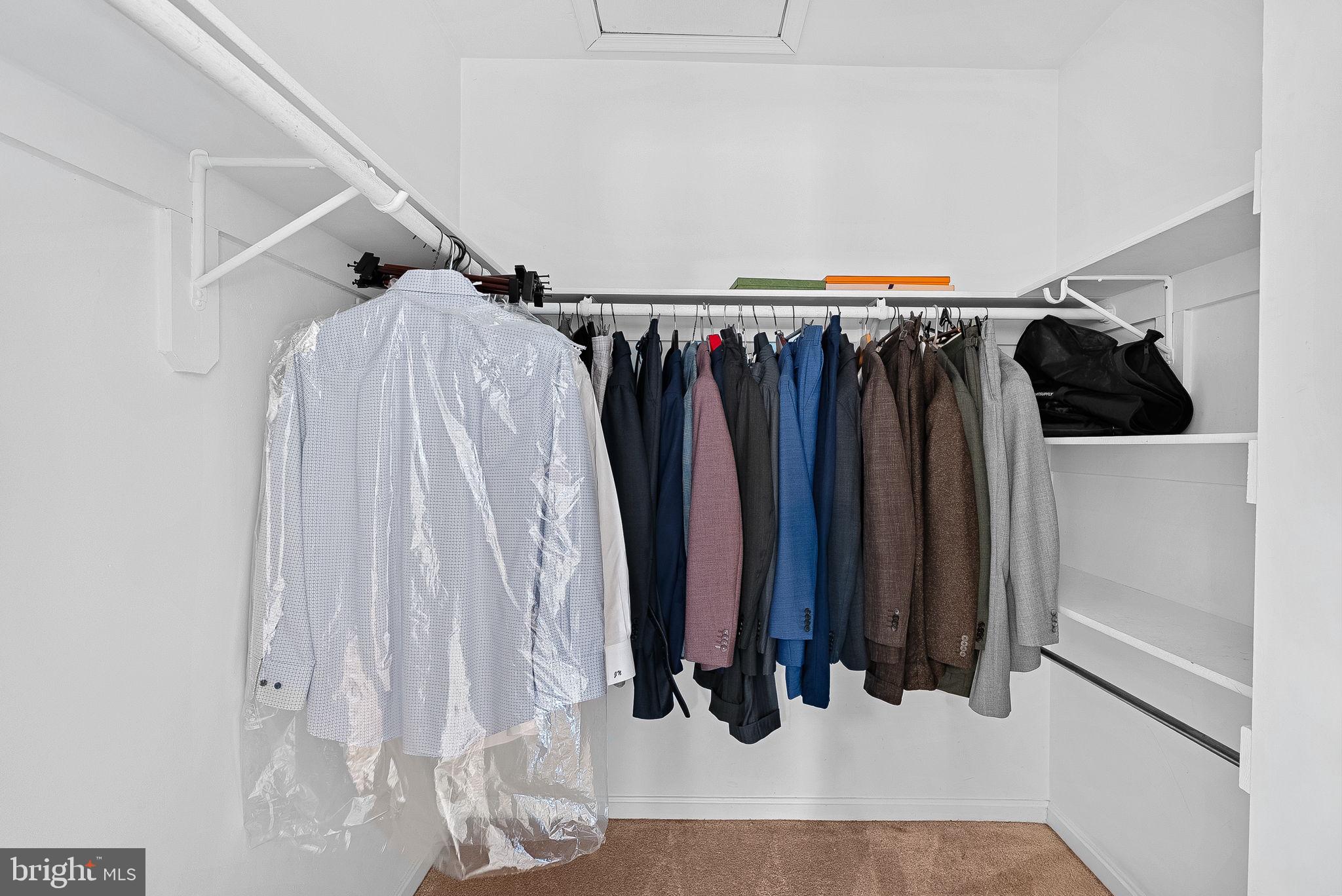 WOODSTONE - Residential