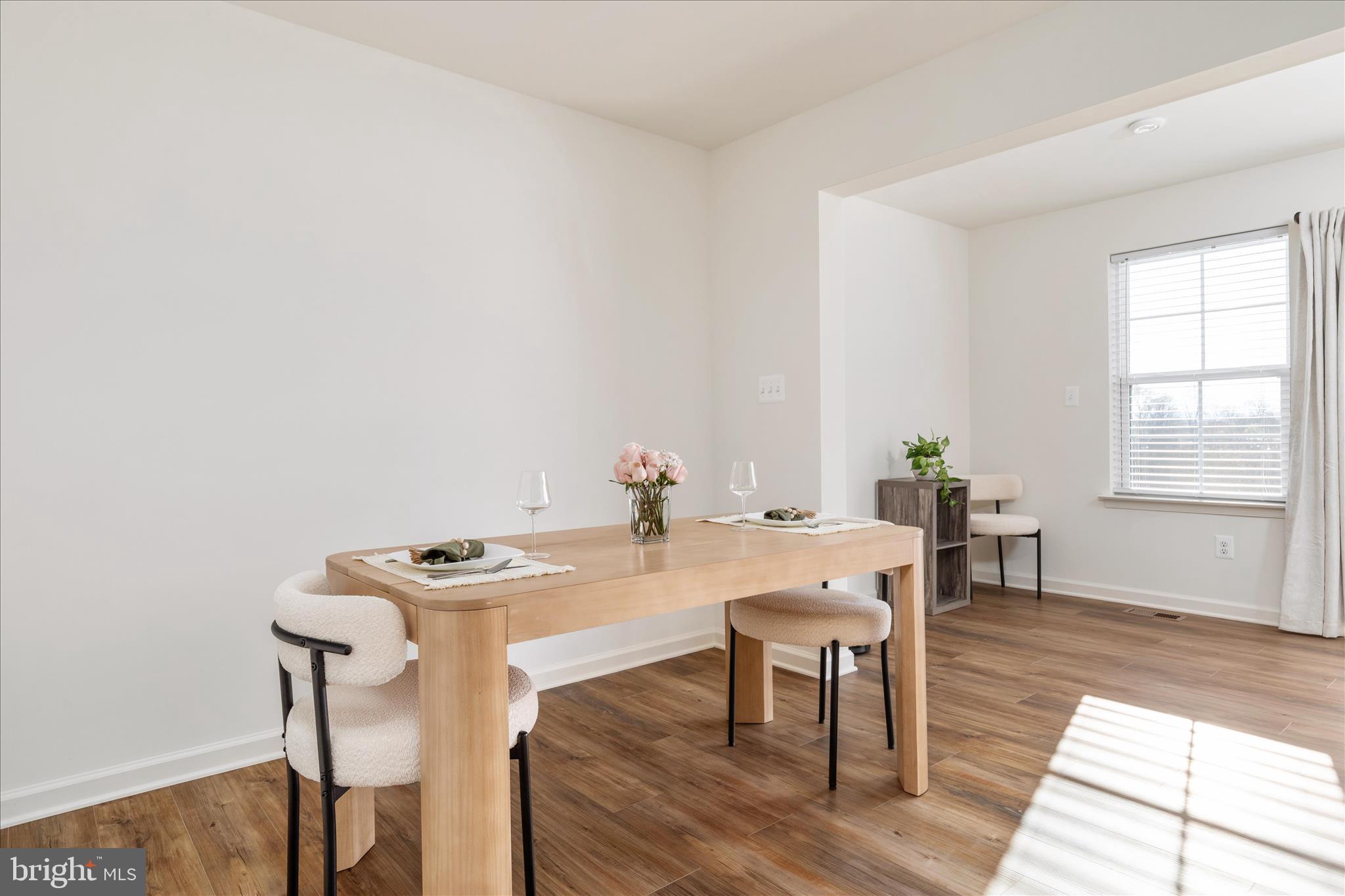 OVERLOOK AT RIVERSIDE TOWNHOMES - Residential