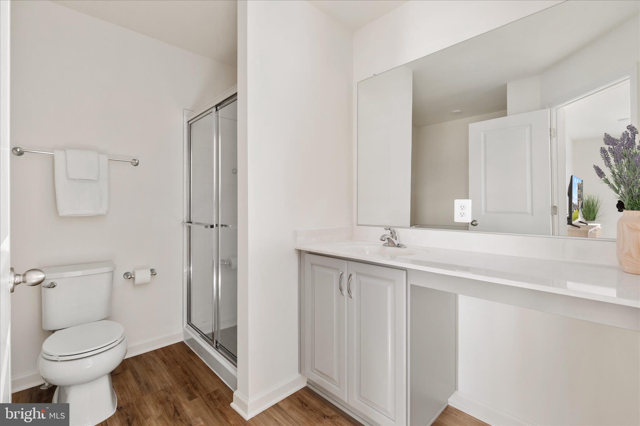 OVERLOOK AT RIVERSIDE TOWNHOMES - Residential