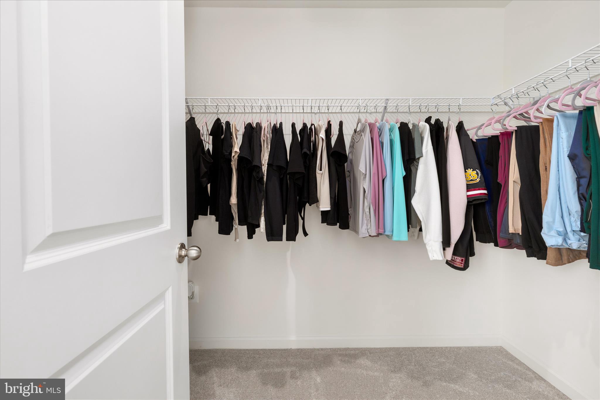 OVERLOOK AT RIVERSIDE TOWNHOMES - Residential