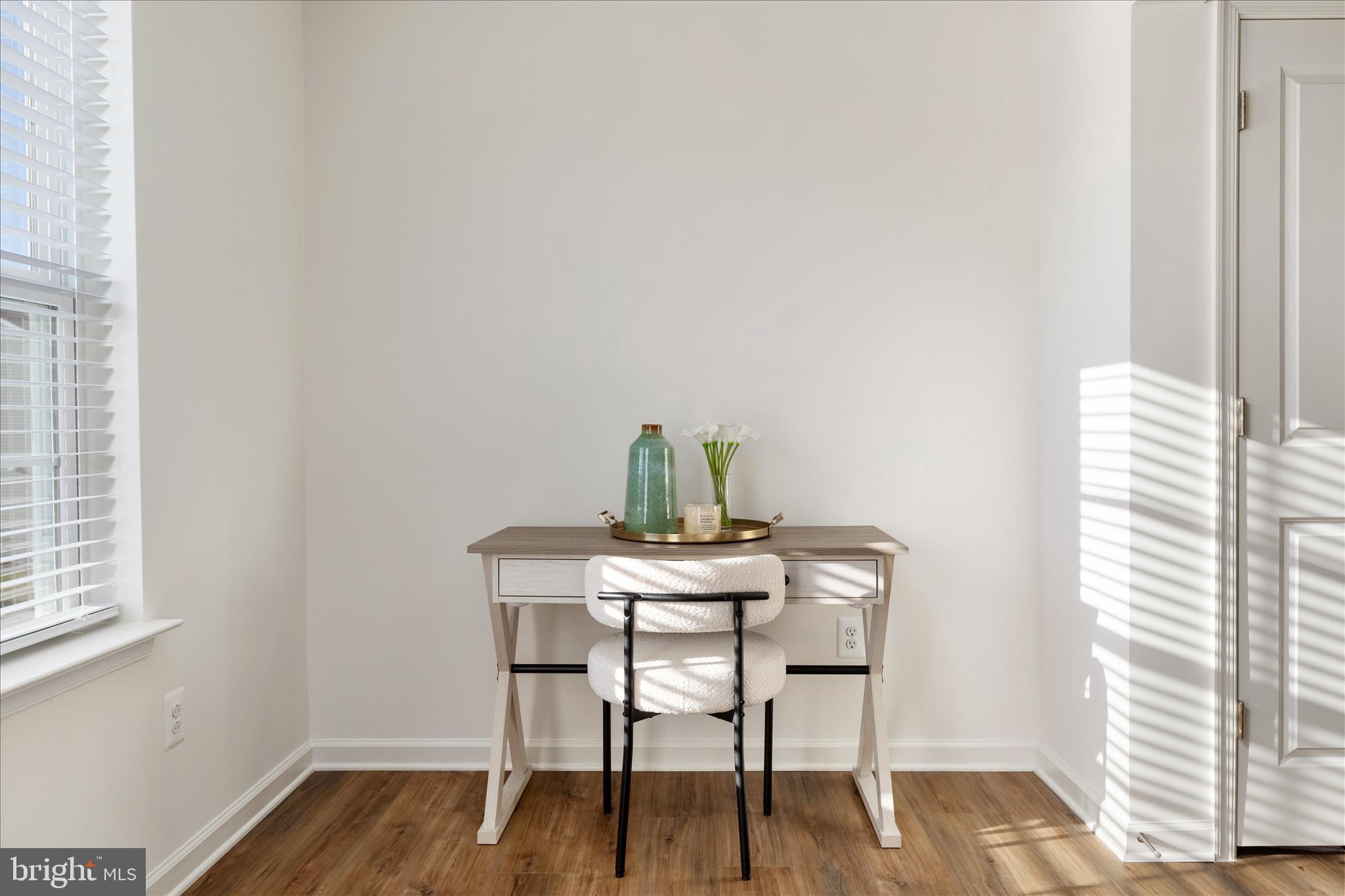 OVERLOOK AT RIVERSIDE TOWNHOMES - Residential