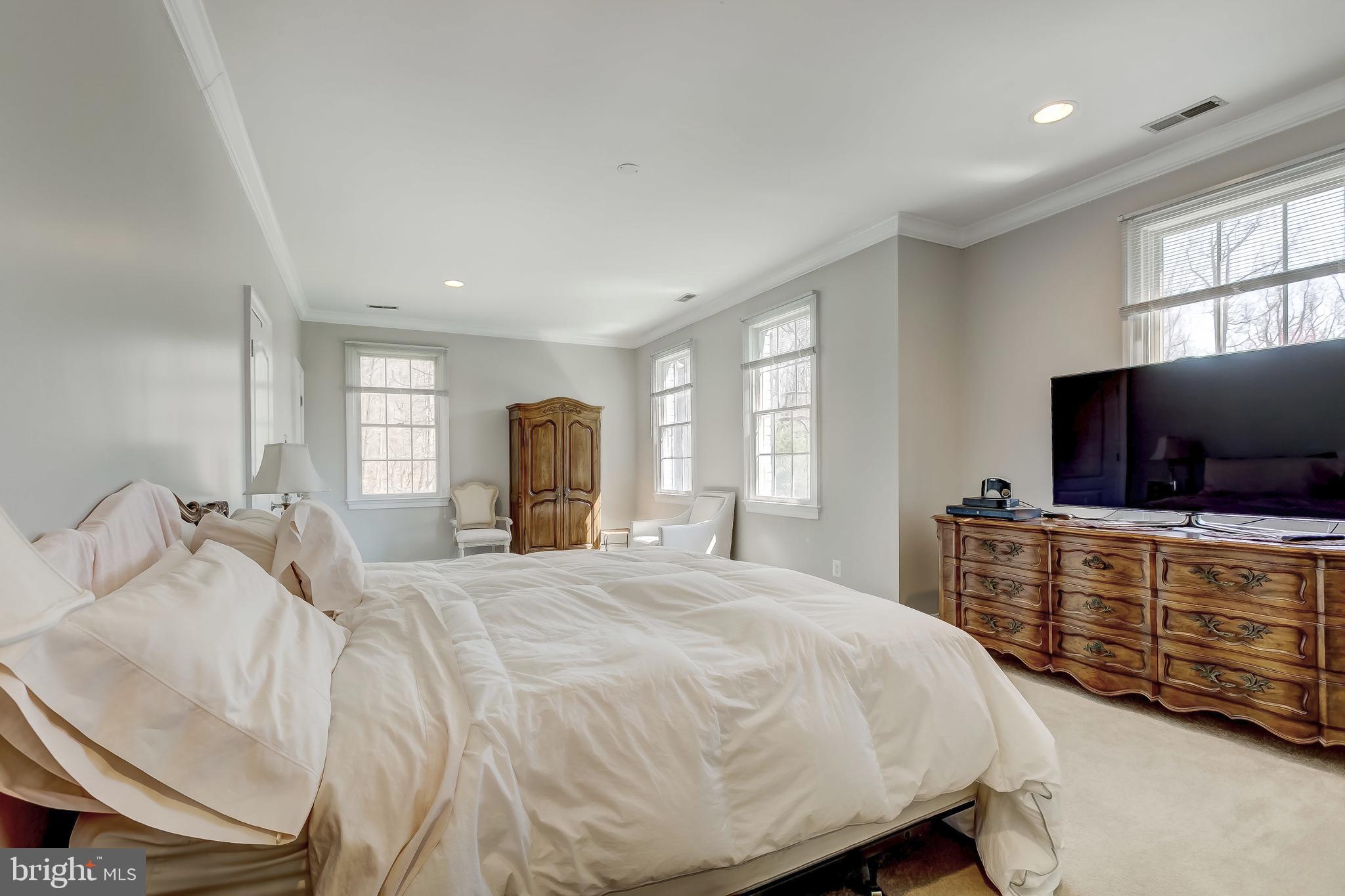 GREENSPRING VALLEY - Residential