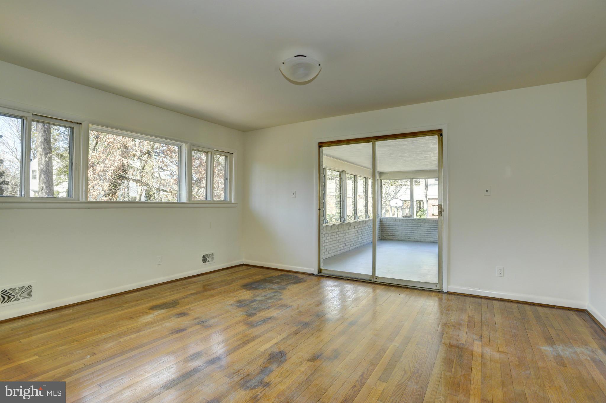 KENWOOD - Residential