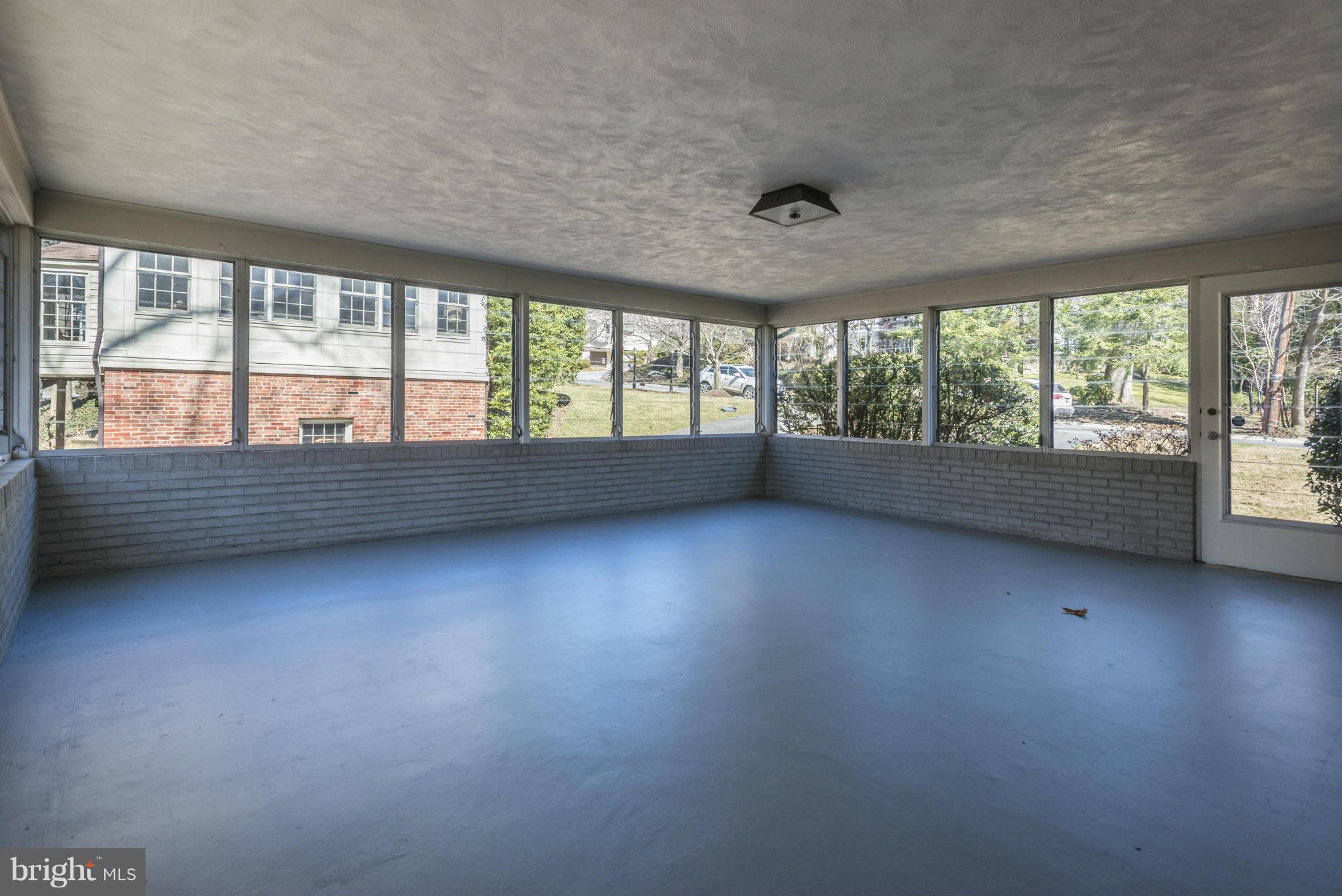 KENWOOD - Residential