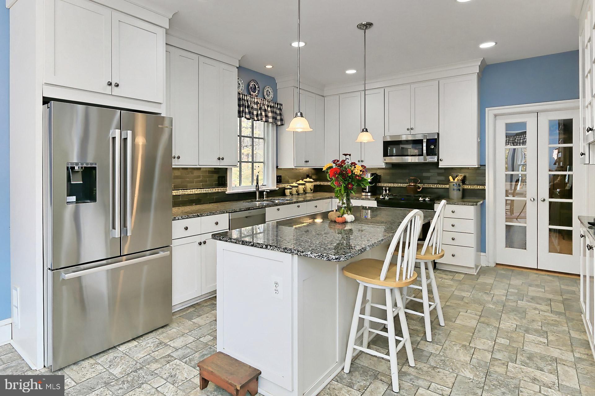 JEFFERSON RUN MANOR - Residential