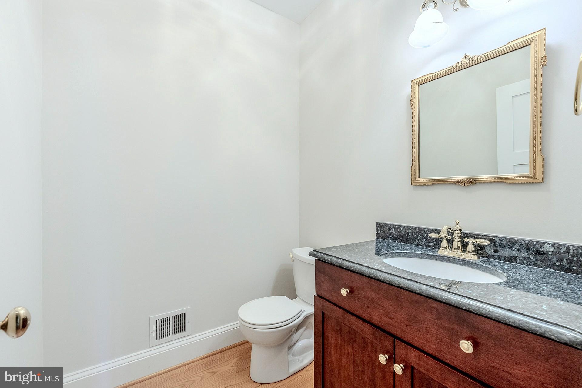 JEFFERSON RUN MANOR - Residential