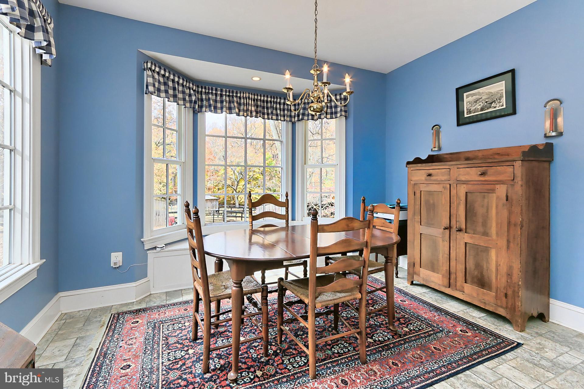 JEFFERSON RUN MANOR - Residential