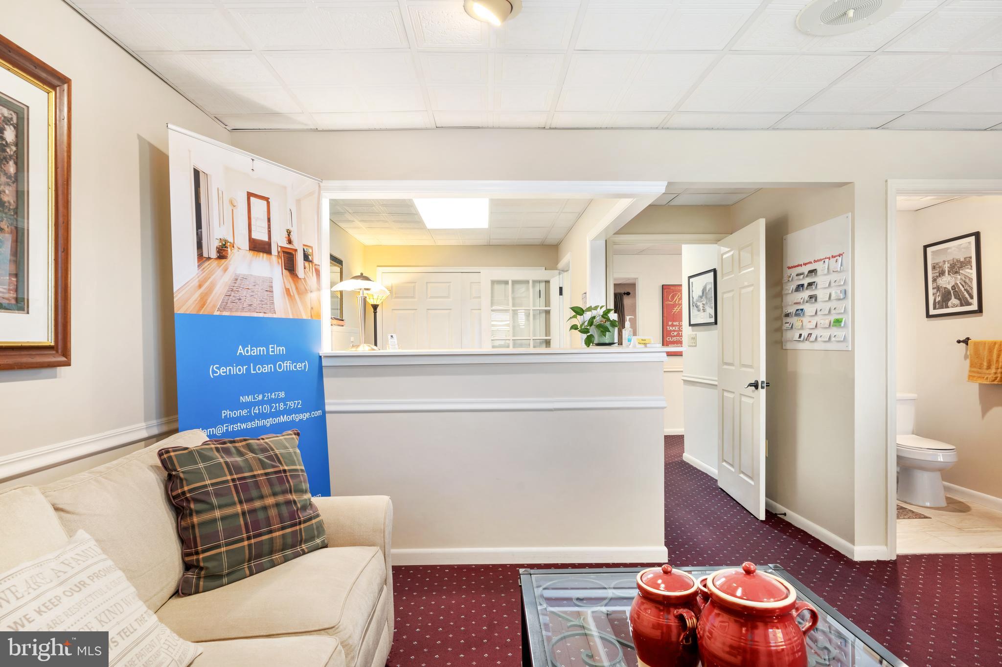 EDDLYNCH - Commercial Lease