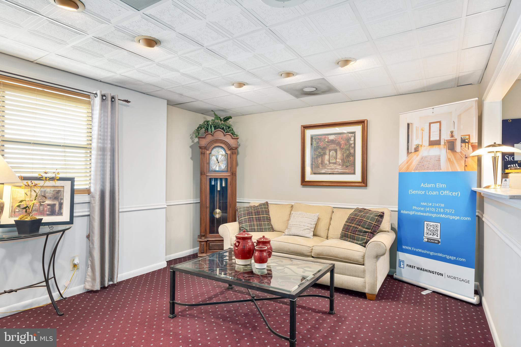 EDDLYNCH - Commercial Lease