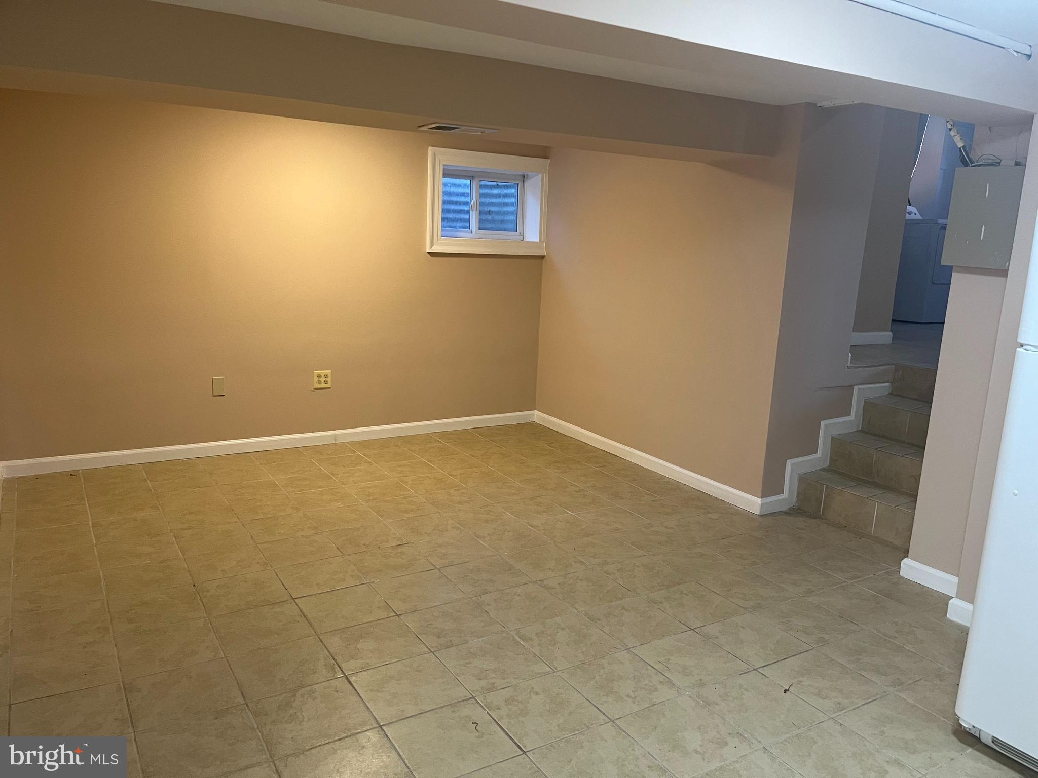 COLLEGE HEIGHTS TERRACE - Residential Lease