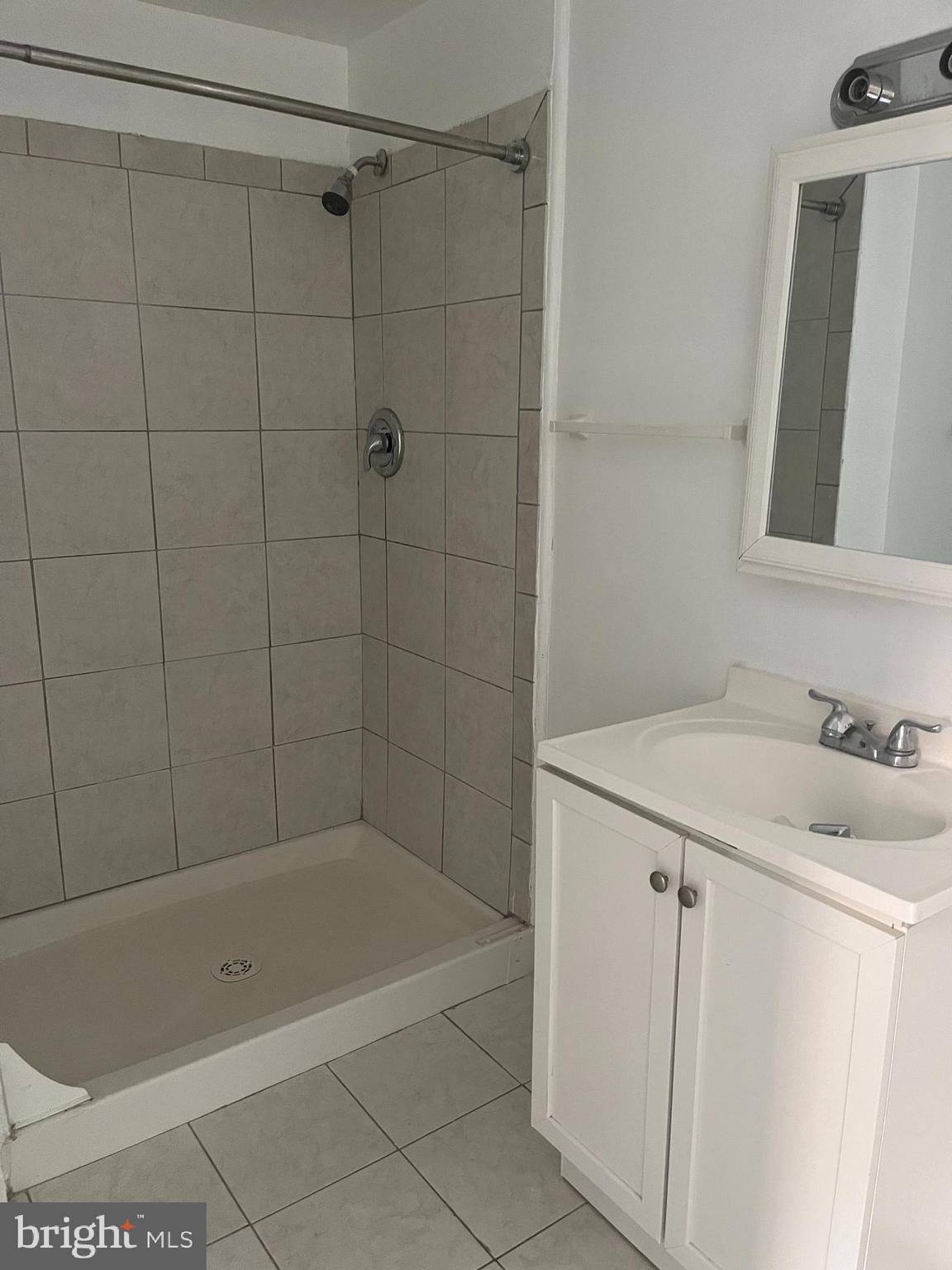 COLLEGE HEIGHTS TERRACE - Residential Lease