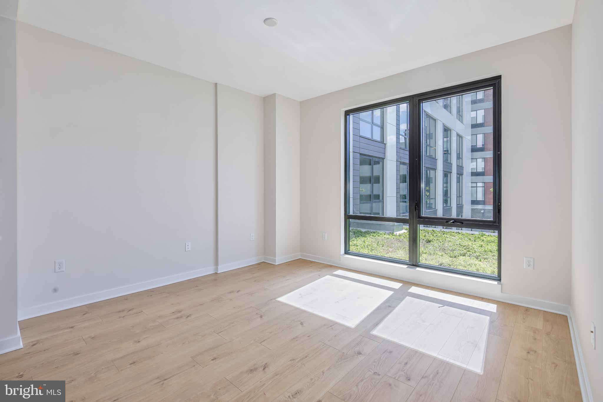 FALLS CHURCH CITY - Residential