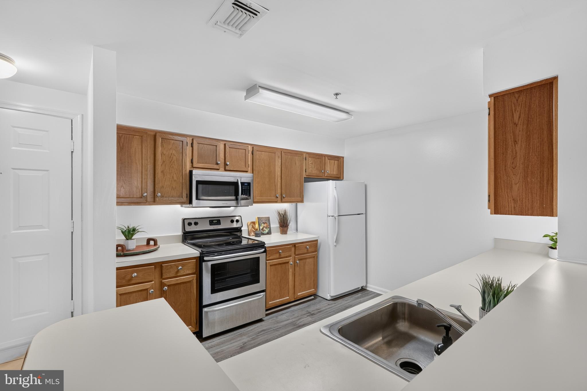 1100 QUAKER HILL DRIVE 326