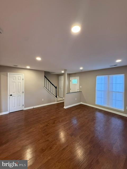 LAKE VILLAGE MANOR - Residential
