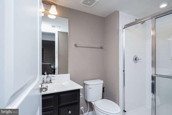 LEE'S PARKE - Residential