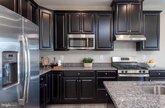 LEE'S PARKE - Residential