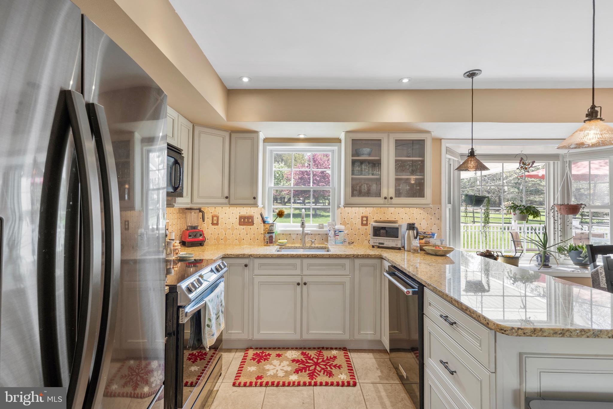 CLOVER CREST - Residential