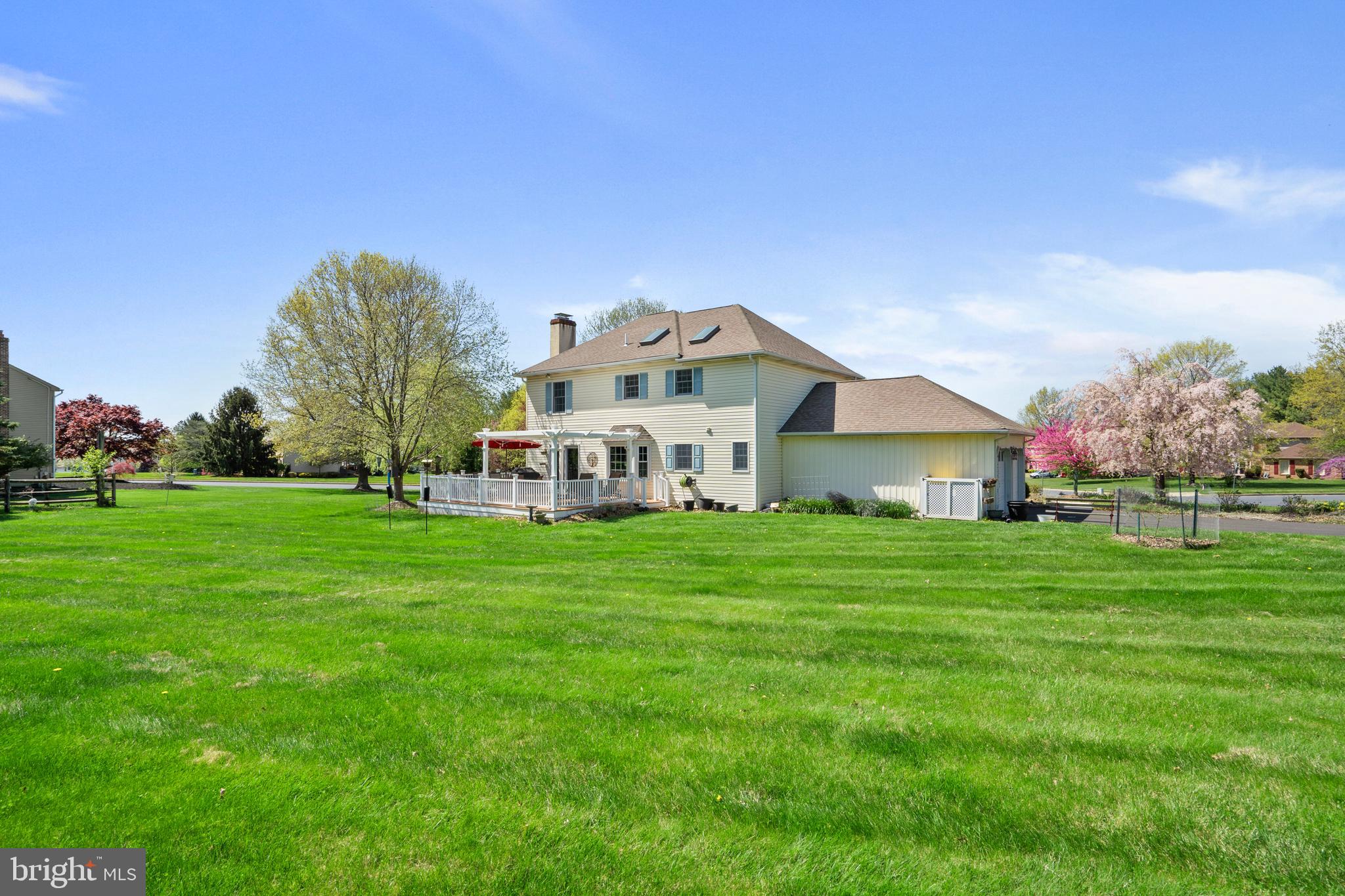 CLOVER CREST - Residential