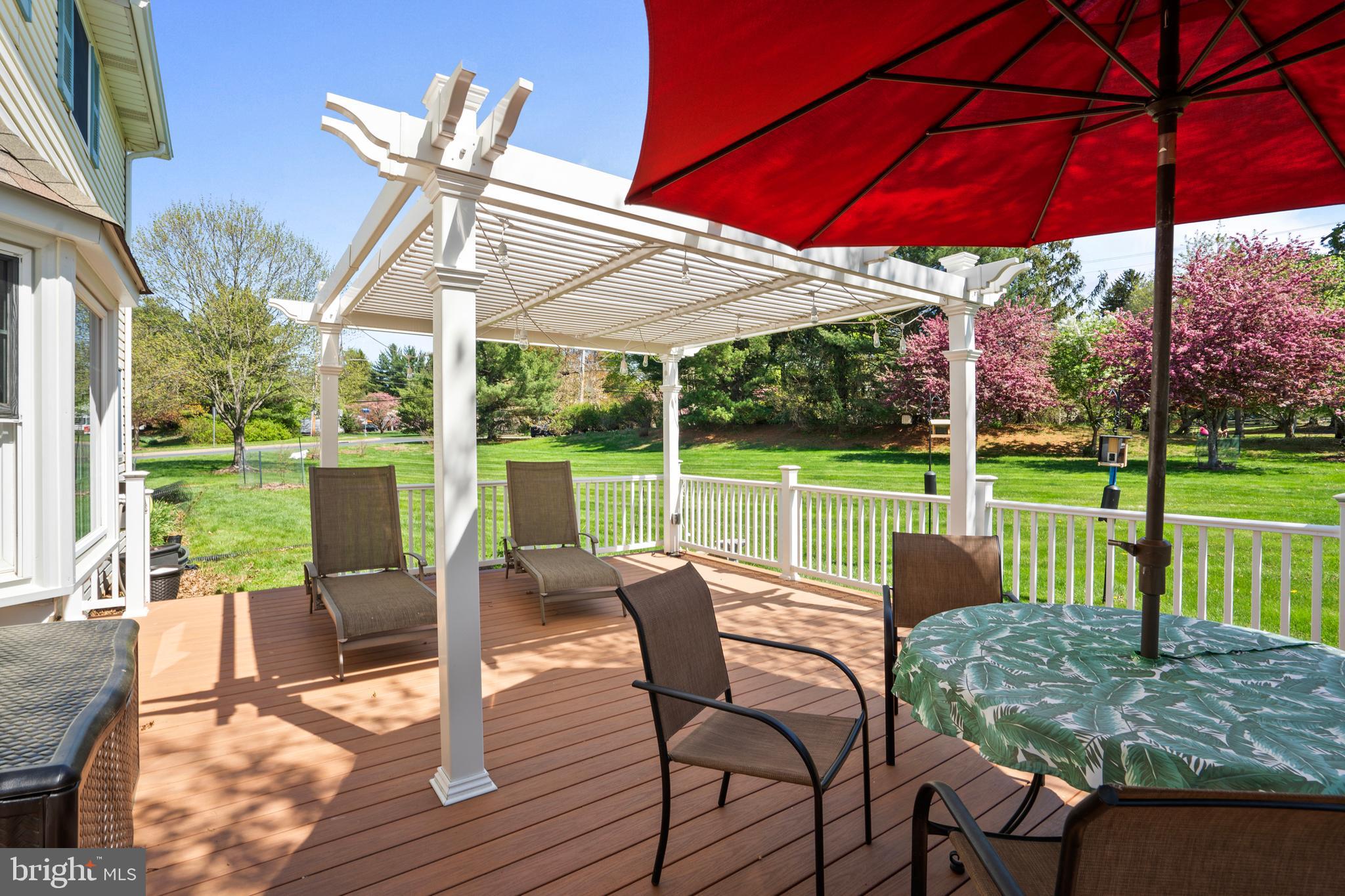 CLOVER CREST - Residential