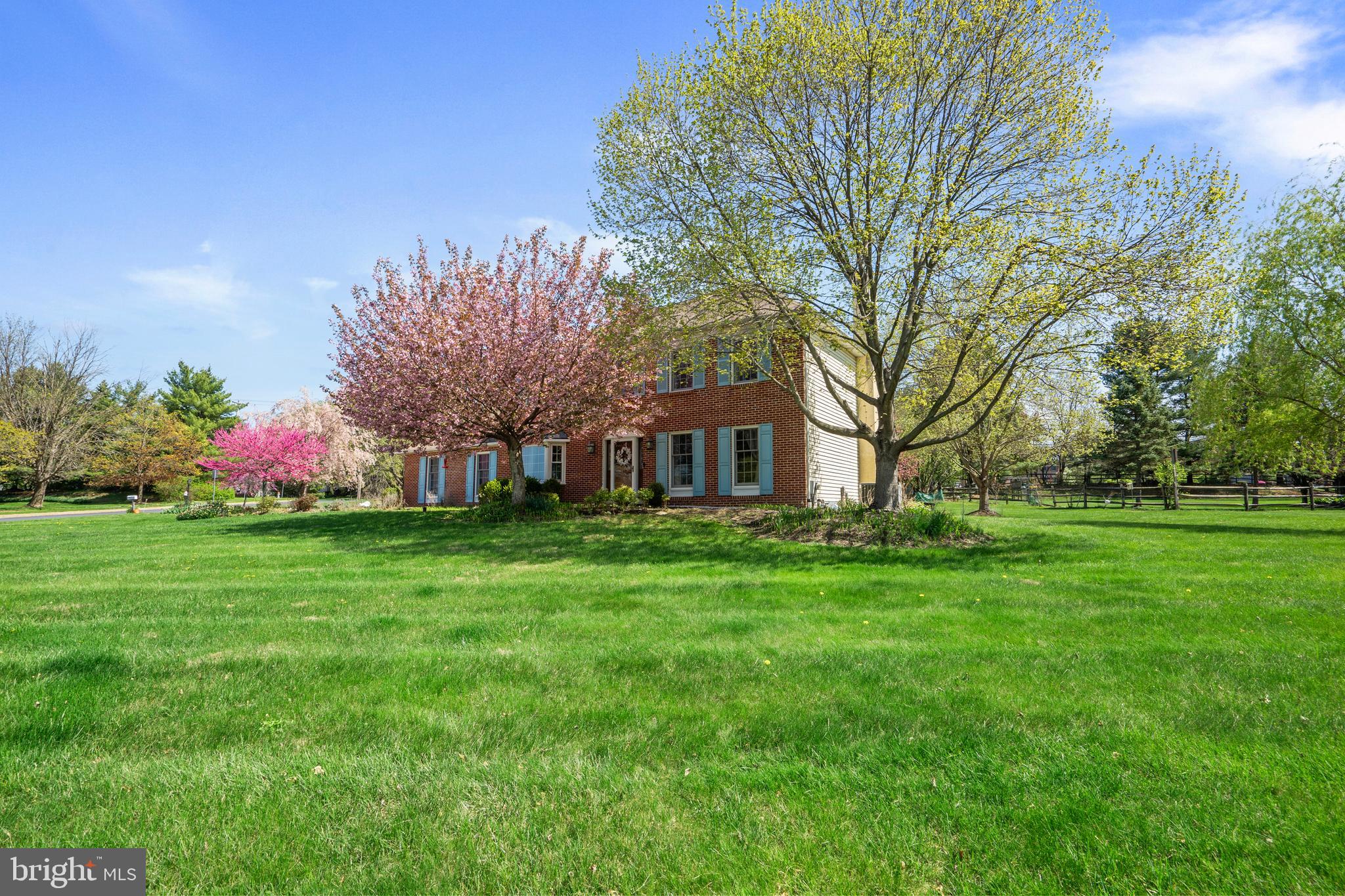 CLOVER CREST - Residential