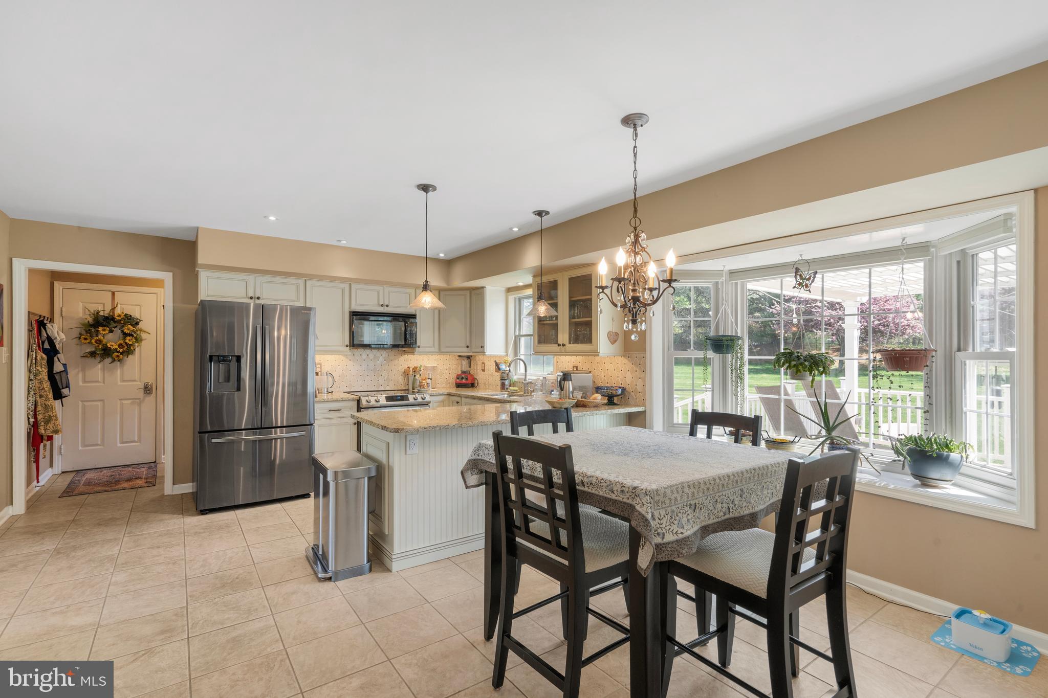 CLOVER CREST - Residential